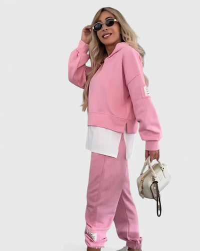 Kezlynn - Comfortable Set