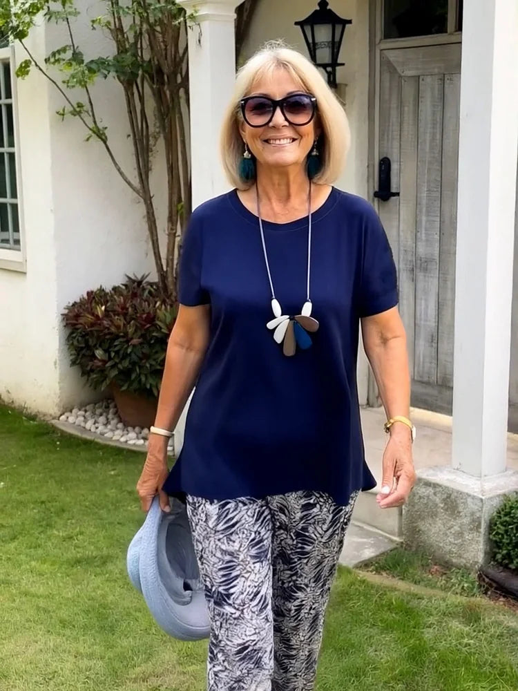 AVALISSE – RELAXED FIT HOLIDAY OUTFIT SET