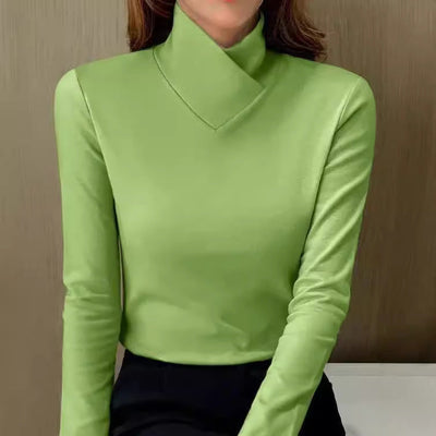 Beverley - Elegant Turtleneck Fit