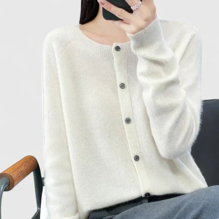 Jovianelle - Comfortable Cardigan