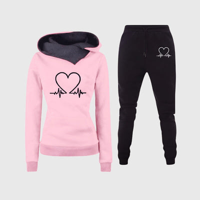 HEARTBEAT – COMFORTABLE TRACKSUIT