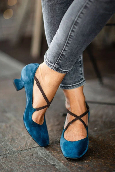 ELEGANT STRAP MID-HEELS